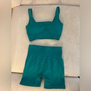 Women’s workout set